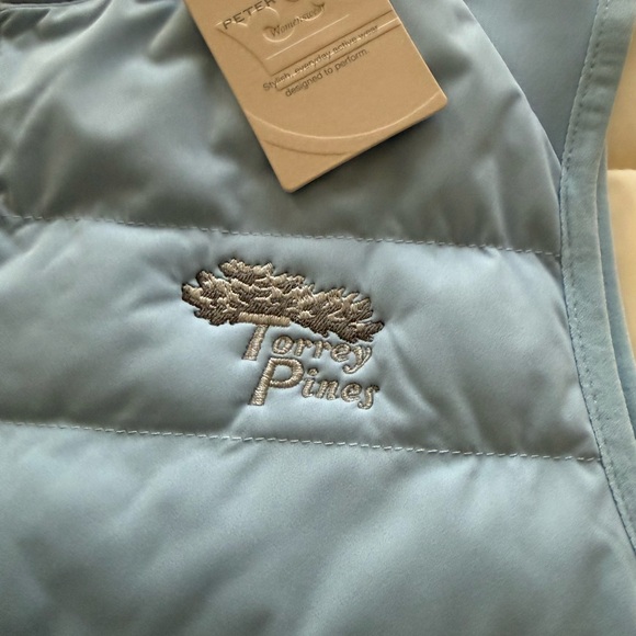 Women’s Peter Millar Torrey Pines Vest - Picture 2 of 11